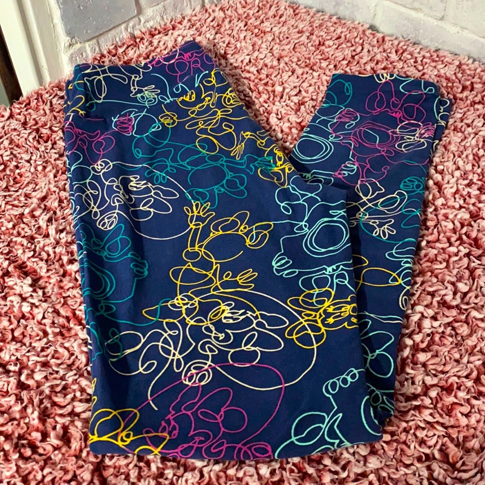 Lularoe Minnie Mouse Camera Scribble OS leggings